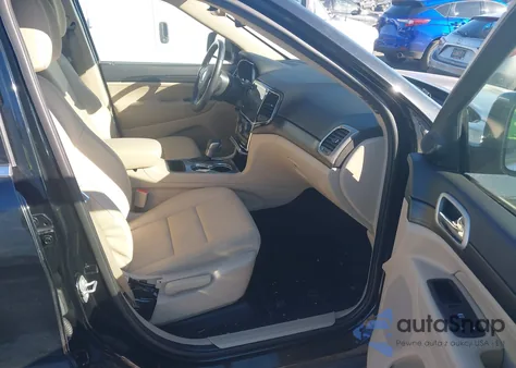 2022 Jeep Grand Cherokee Wk Laredo E 4X4 z USA, uszkodzony, nr VIN 1C4RJFAG8NC162998